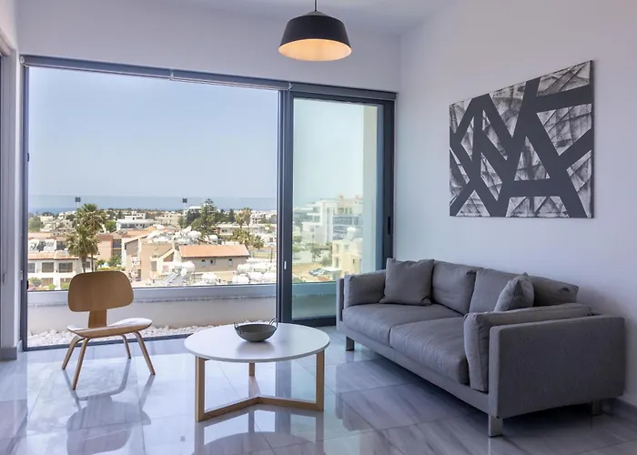 アパート Arcadia 2 401 1 Bed パ フォス